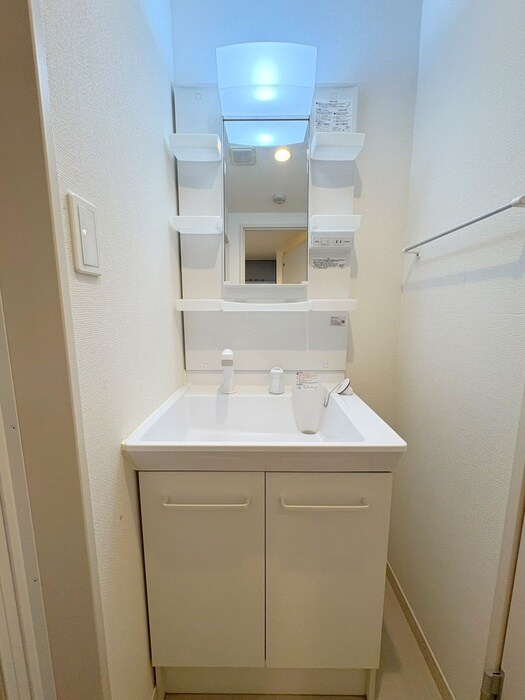 物件内観写真13　(洗面)