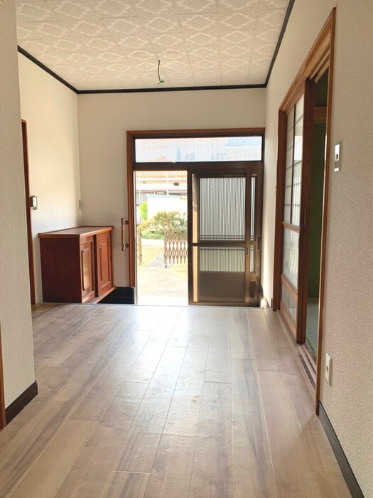 物件内観写真6　(靴箱)