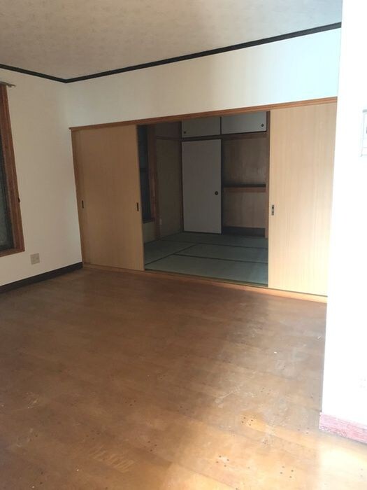 物件内観写真8　(収納)