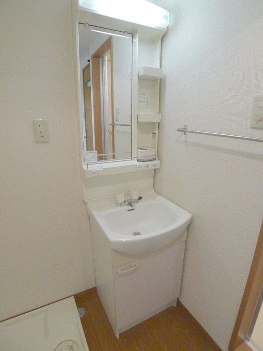 物件内観写真11　(洗面)