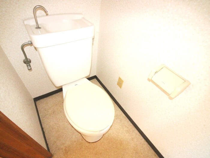 物件内観写真11　(トイレ)