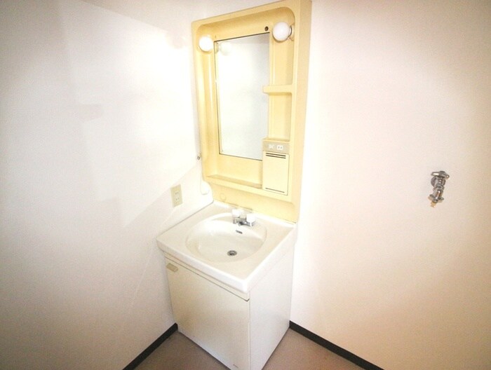 物件内観写真11　(洗面)