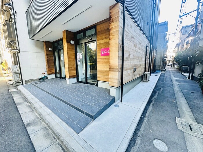 物件外観写真2　(建物設備)