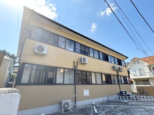 ヴィラ若草外観写真