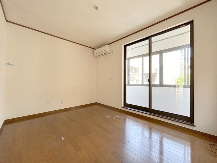 物件内観写真21　(居室)