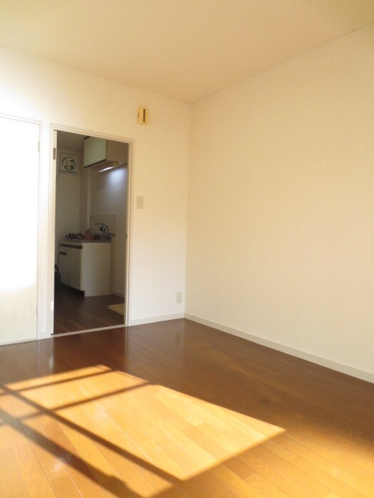 物件内観写真9　(居室)