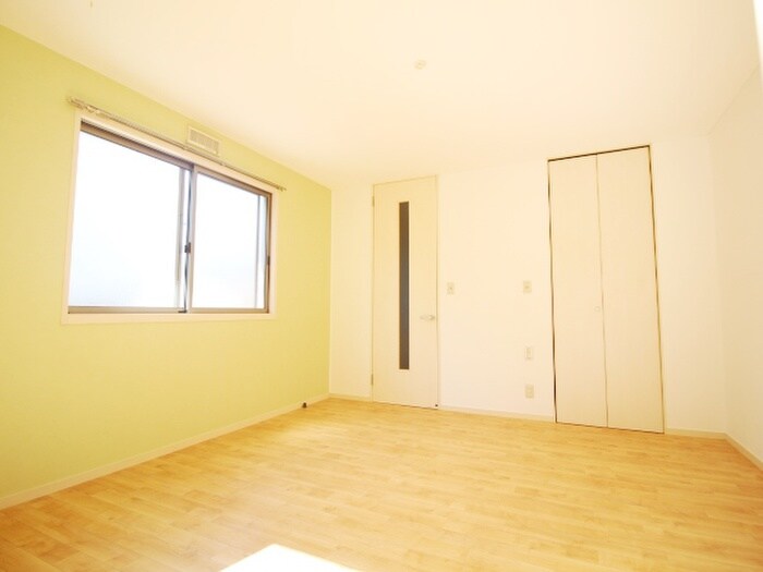 物件内観写真8　(居室)