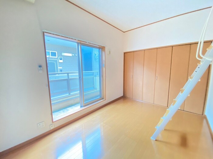 物件内観写真8　(居室)