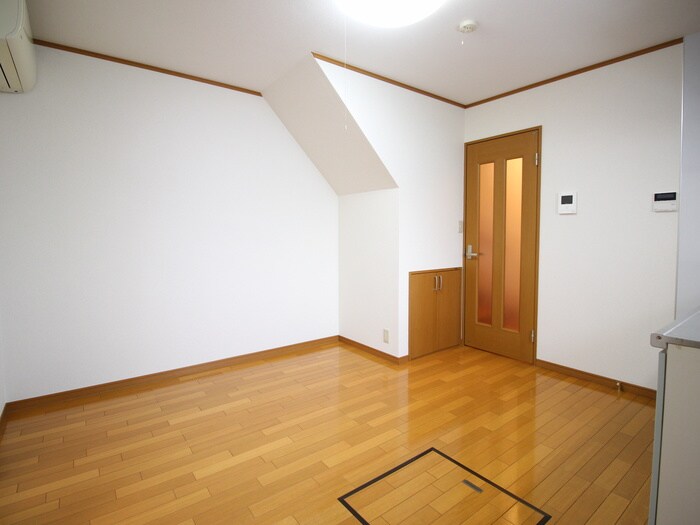 物件内観写真8　(内観写真)