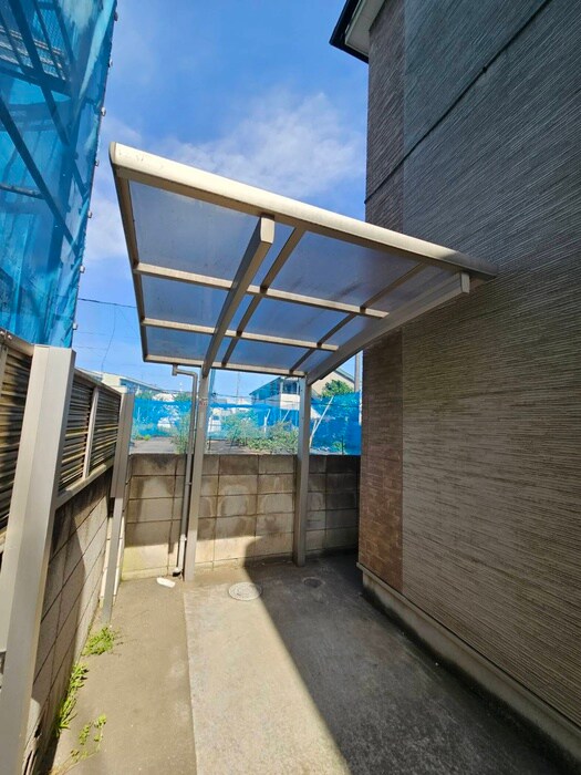 物件外観写真3　(駐輪場)