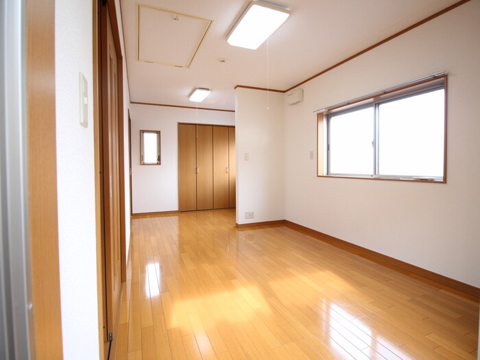 物件内観写真10　(居室)