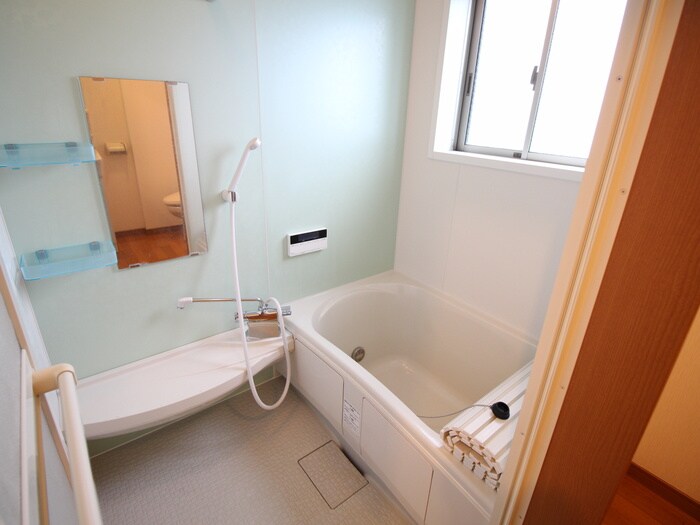 物件内観写真13　(バス／シャワールーム等)