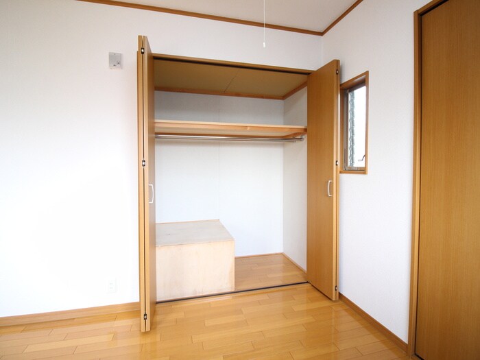 物件内観写真20　(収納)