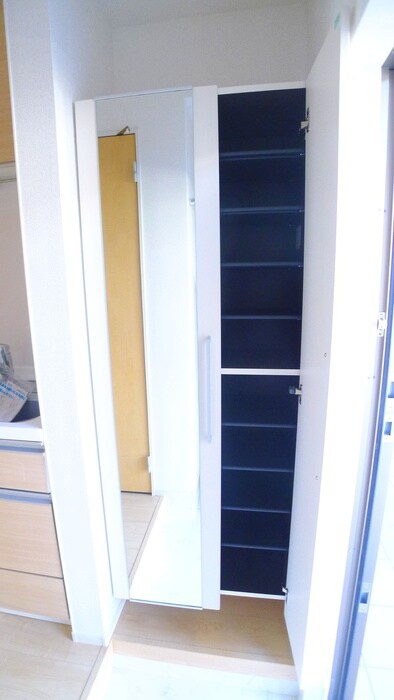 物件内観写真19　(靴箱)