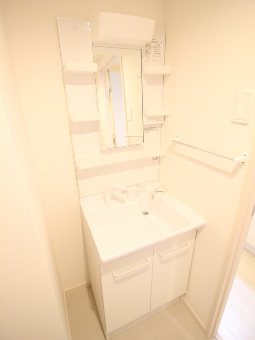 物件内観写真10　(洗面)