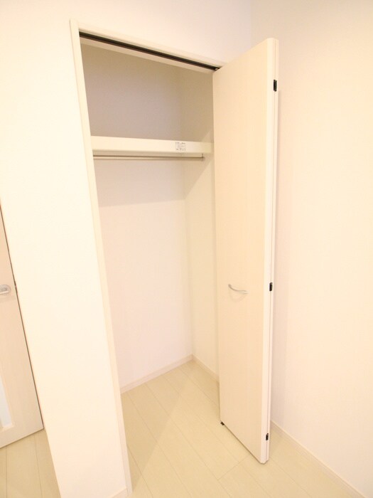 物件内観写真14　(収納)