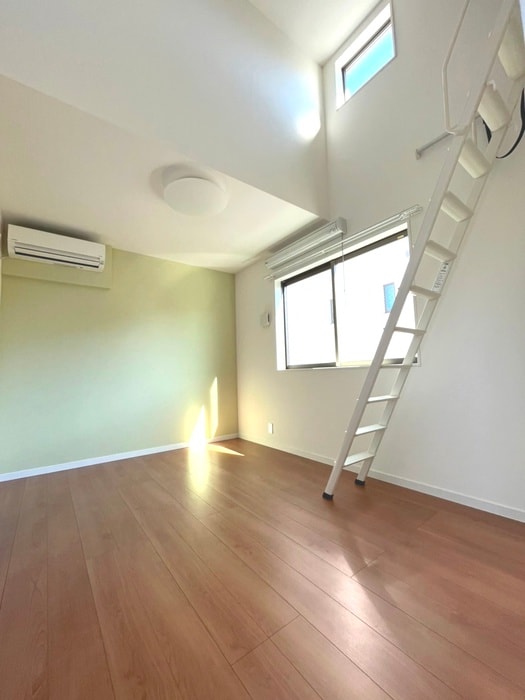 物件内観写真9　(室内からの展望)