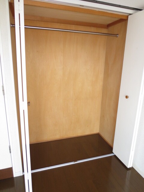 物件内観写真11　(収納)