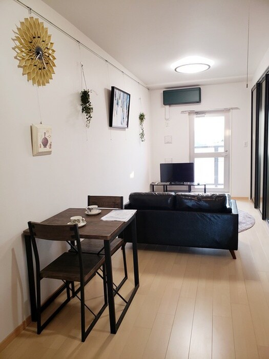 物件内観写真8　(居室)