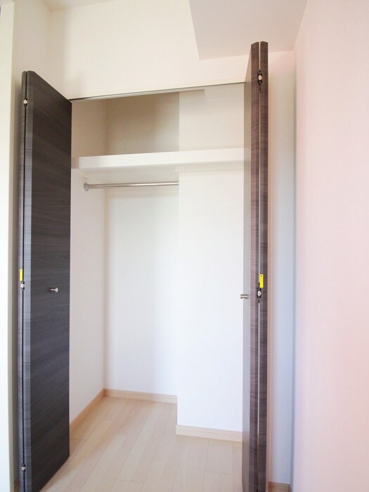 物件内観写真15　(収納)