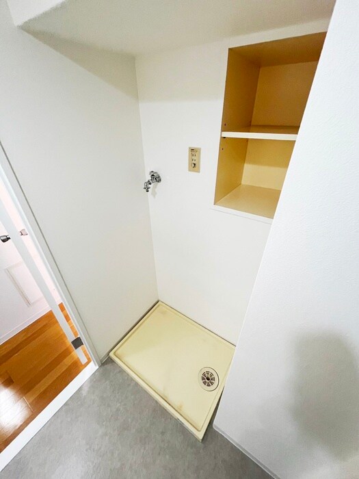 物件内観写真19　(洗濯機置場)