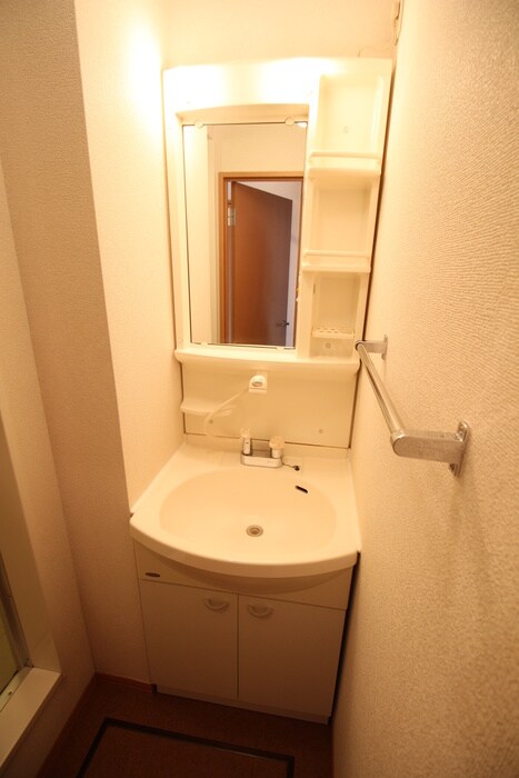 物件内観写真11　(洗面)