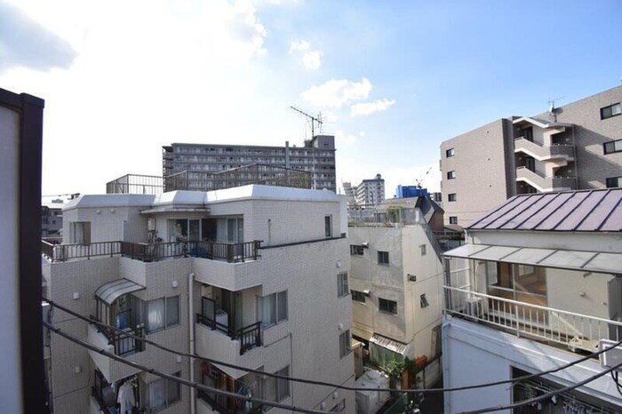 物件内観写真20　(室内からの展望)