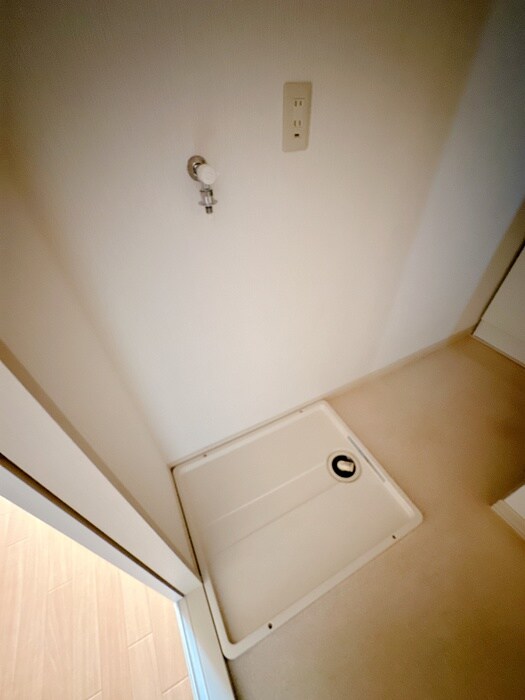 物件内観写真21　(洗濯機置場)