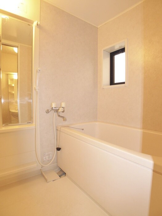 物件内観写真9　(バス／シャワールーム等)