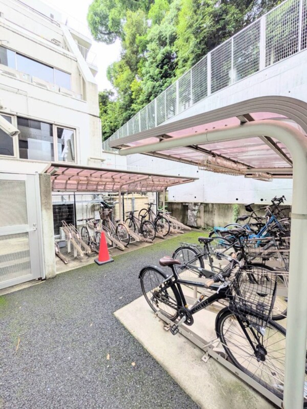 駐輪場