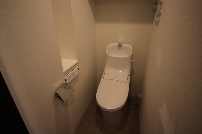 物件内観写真9　(トイレ)