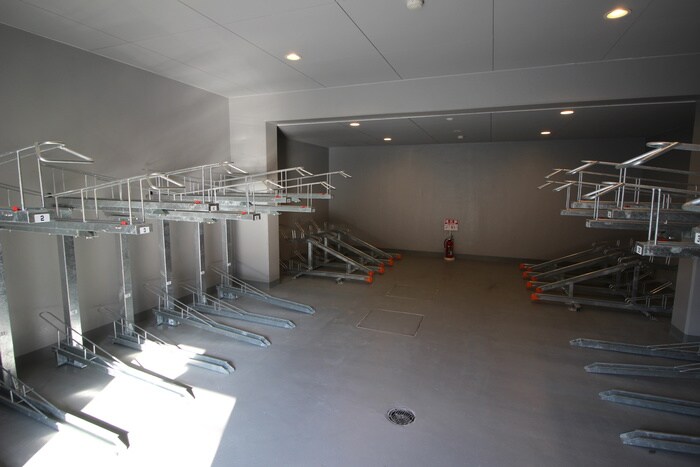 物件外観写真6　(駐輪場)