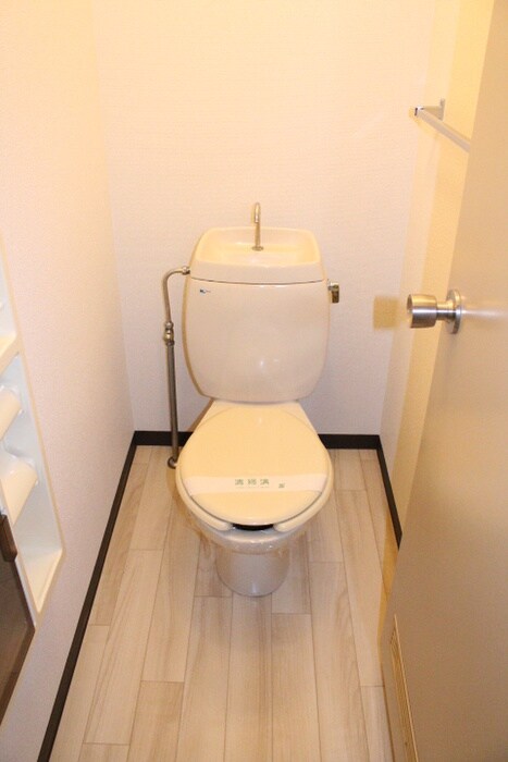 物件内観写真11　(トイレ)