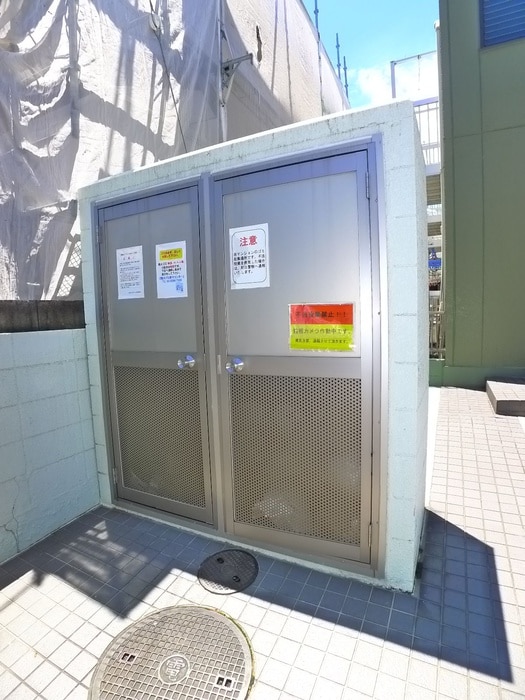 物件外観写真4　(建物設備)