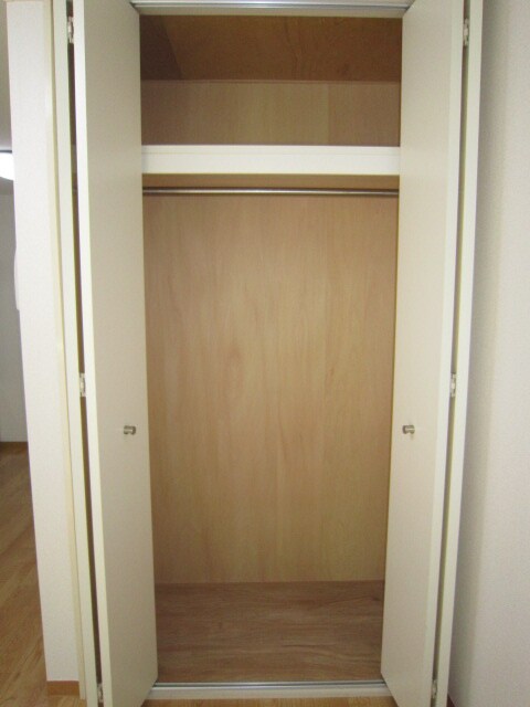 物件内観写真13　(収納)