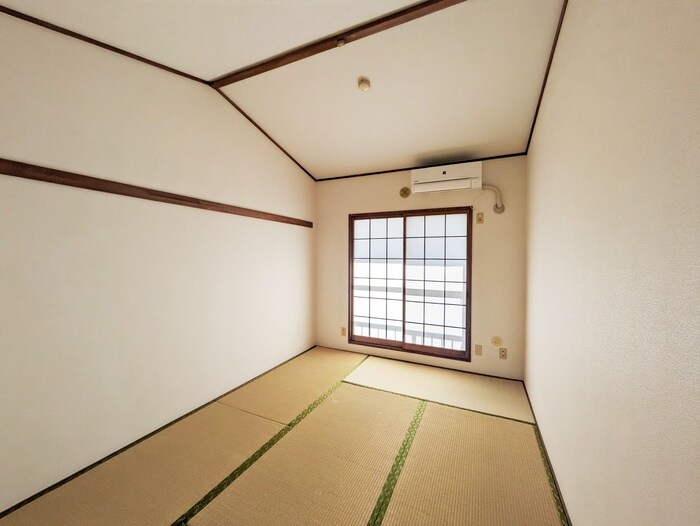 物件内観写真8　(居室)