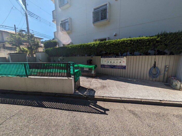 物件外観写真6　(建物設備)