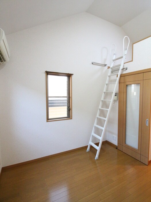 物件内観写真9　(居室)