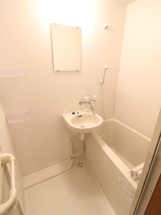 物件内観写真13　(バス／シャワールーム等)