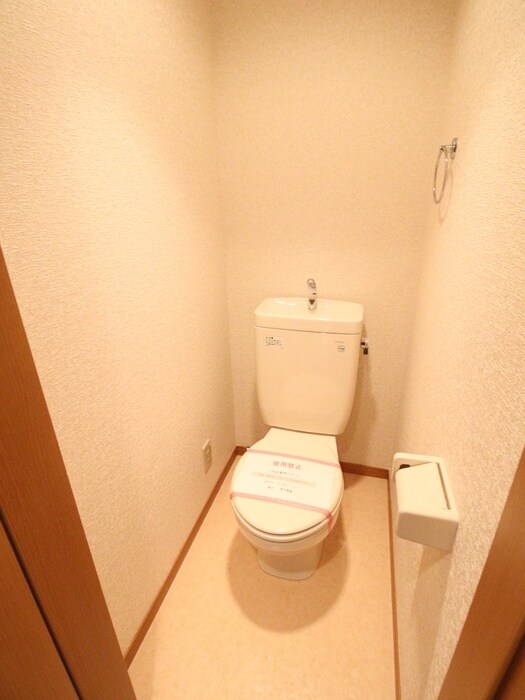 物件内観写真14　(トイレ)