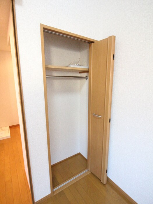 物件内観写真16　(収納)