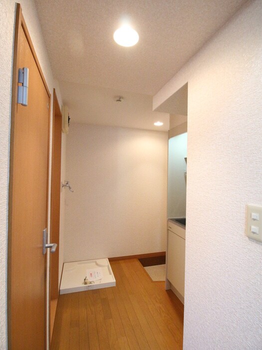 物件内観写真18　(廊下)