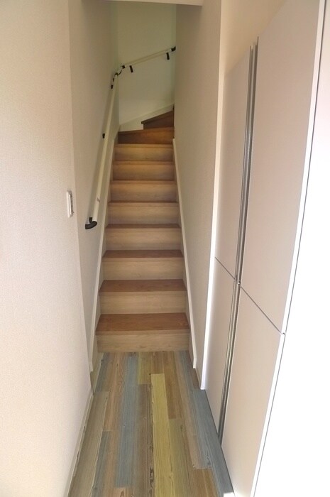 物件内観写真16　(廊下)