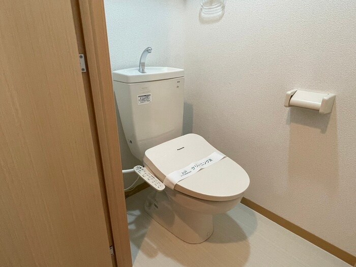 物件内観写真7　(トイレ)