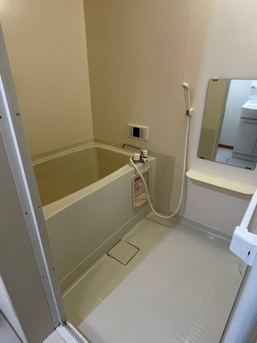 物件内観写真10　(バス／シャワールーム等)