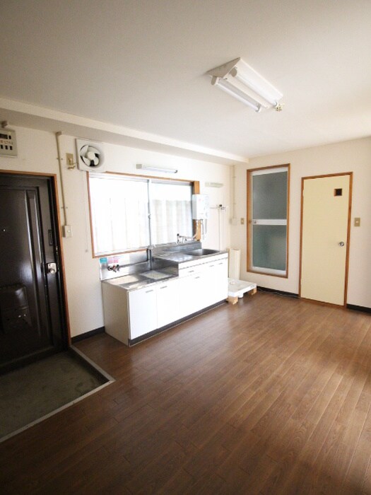 物件内観写真10　(居室)