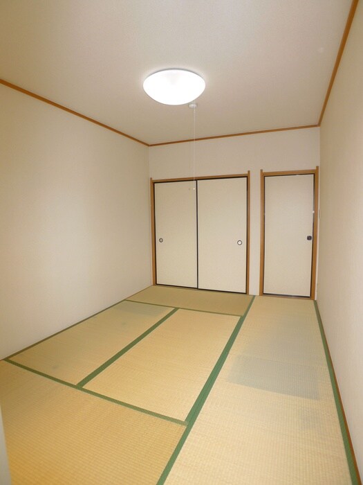 物件内観写真10　(居室)