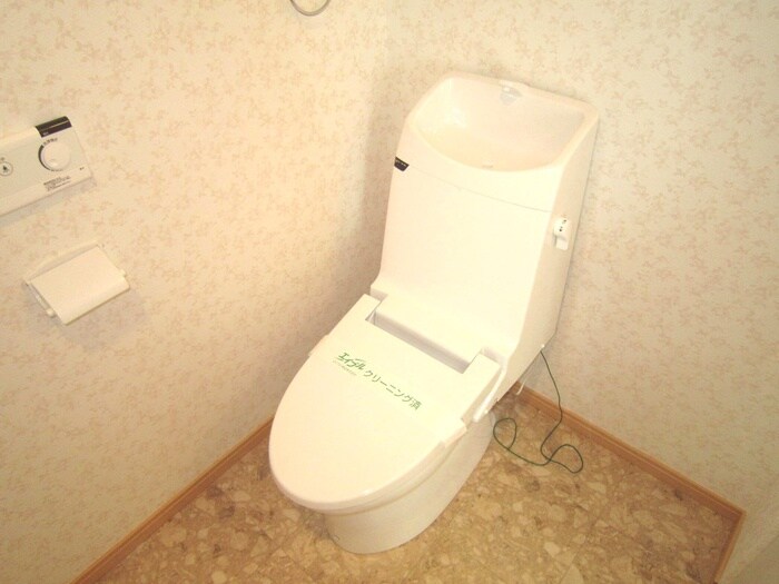 物件内観写真12　(トイレ)