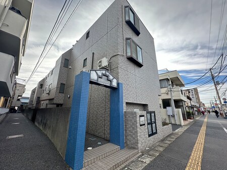 ロイヤルマンション外観写真