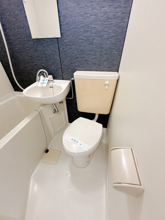 物件内観写真12　(トイレ)